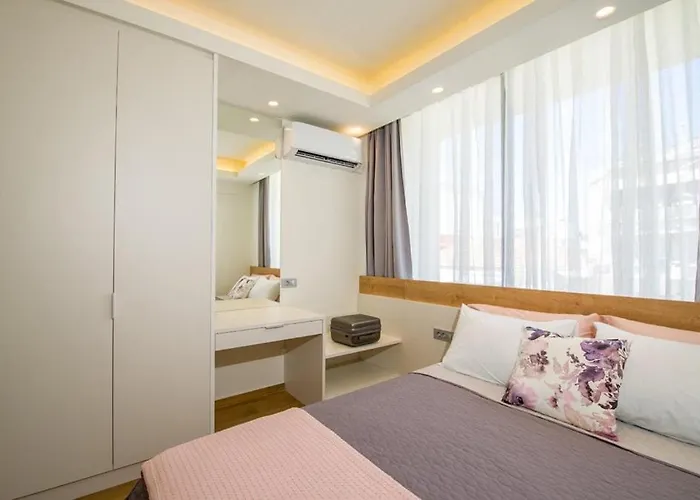 Modern Chic - Chania Center - Parking